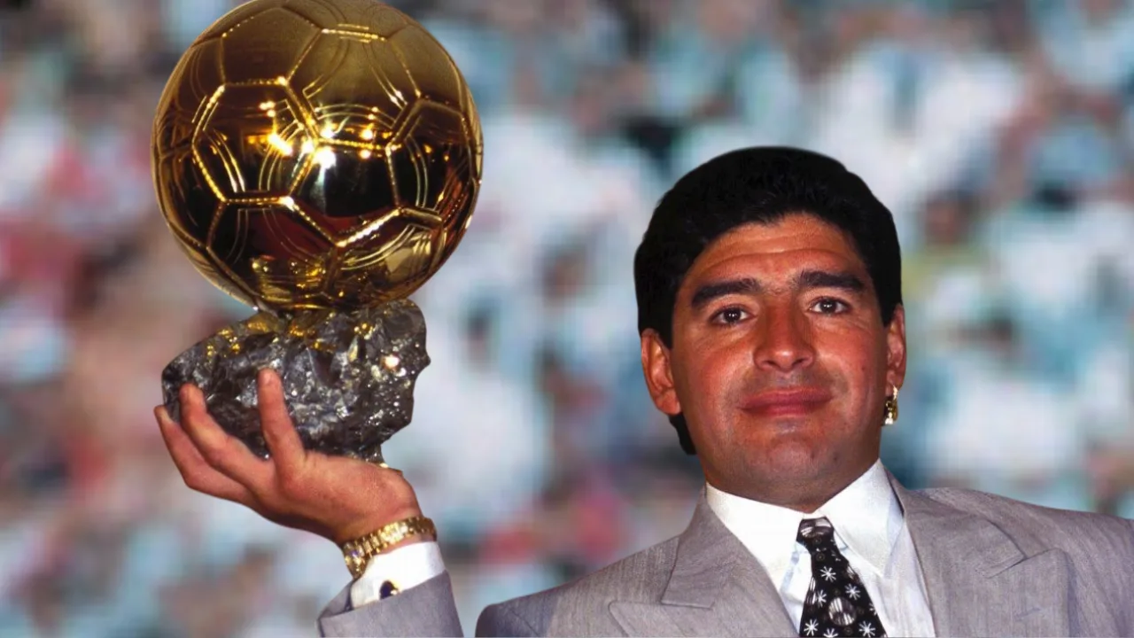 Balón de Oro Honorifico de la UEFA y la France Football en 1995