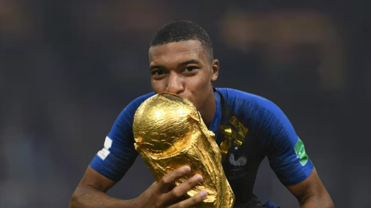 Kylian Mbappé (12 goles)