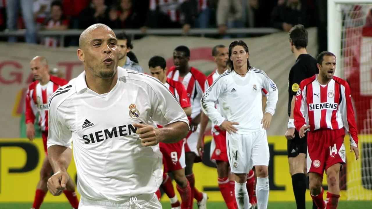 Ronaldo Nazario con el Real Madrid en la UEFA Champions League 2005-2006
