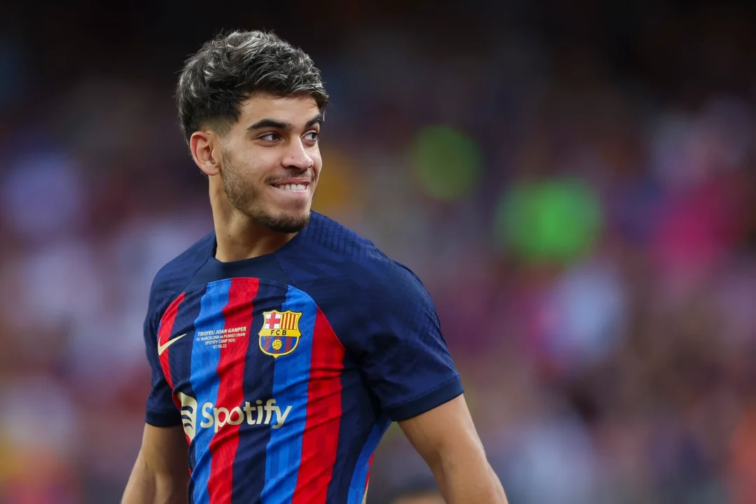 Abde Ezzalzouli durante un partido con el Real Betis