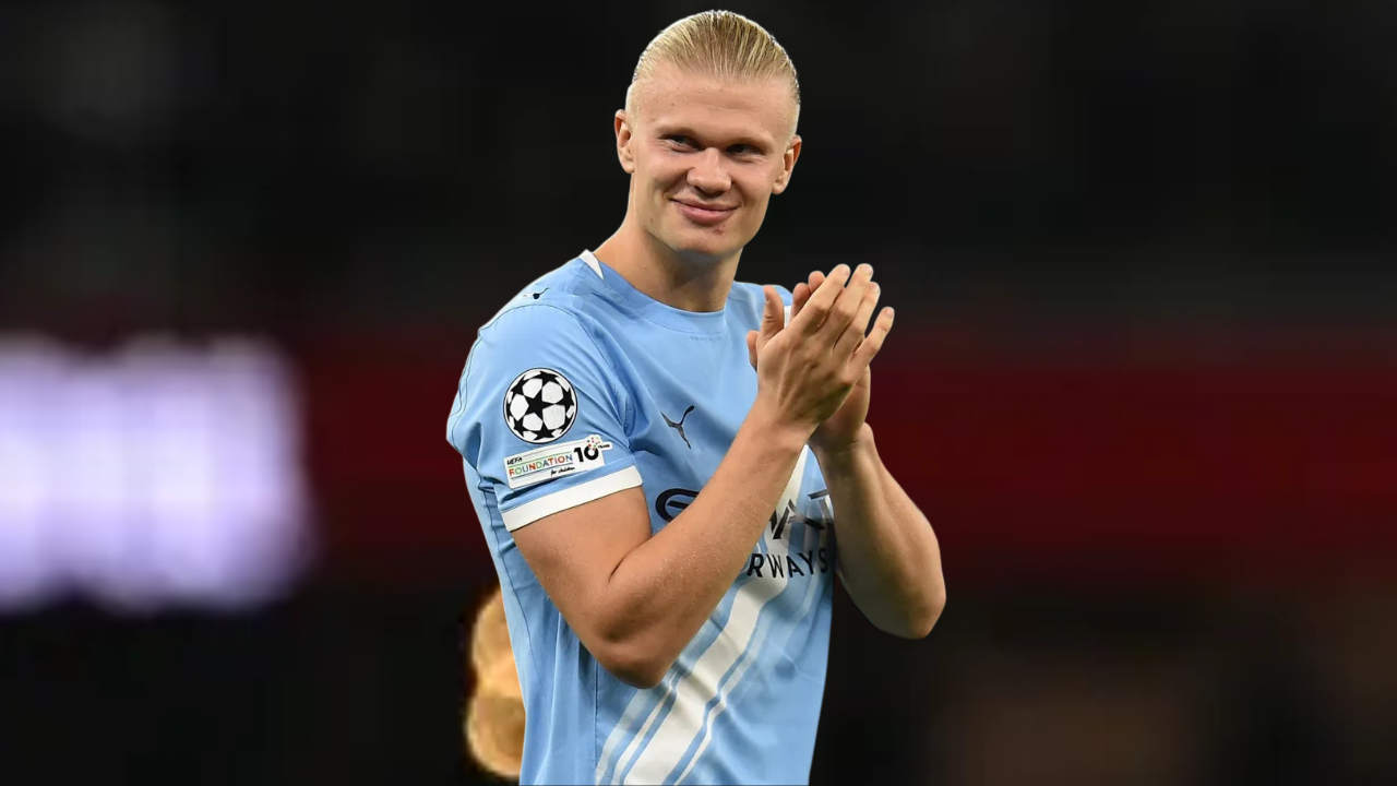 Erling Haaland con la camiseta del Manchester City